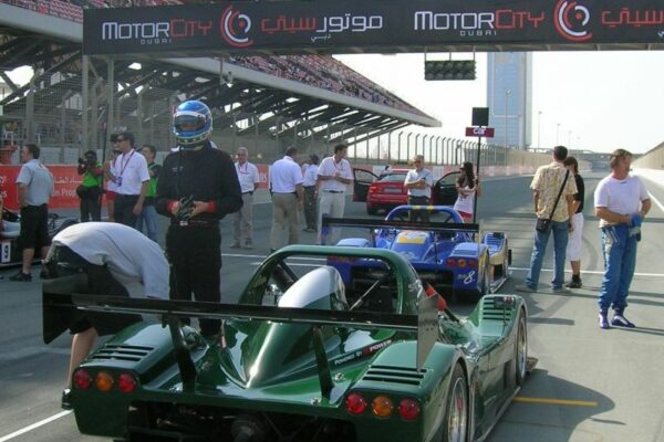 Go to Dubai Autodrome